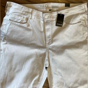 Torrid | Perfect Wide Leg White Jeans – Brand New with Tags